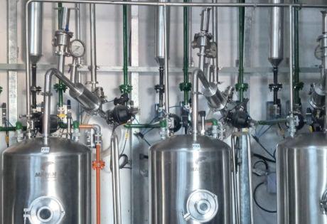 Montagem de Fermentadores - Industria Micro-Biológica